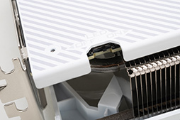 画像ギャラリー No.013のサムネイル画像 / メモリ16GB&クロックアップしたミドルクラスRadeon「Radeon RX 7600 XT」の実力を検証。増えたメモリが効果を発揮するゲームはどれか