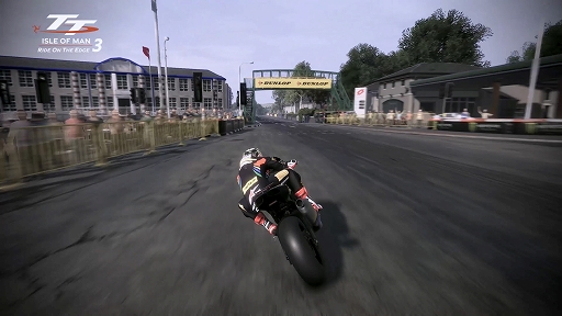 画像ギャラリー No.008のサムネイル画像 / バイクレースシム「TT アイル オブ マン ライド オン ザエッジ 3」,スネーフェル・マウンテン・コースを疾走する最新プレイ動画を公開