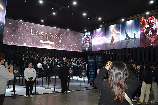 ���������꡼ No.002�Υ���ͥ������ / ��G-STAR 2023�ϡ�LOST ARK Mobile�פϡ�����Υץ쥤���򥹥ޥۤǤ��ä���Ƹ������ڥ���ꥹ�Ȥˤϥ����ɥޥ������Υ��饹���о�