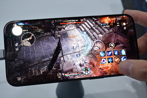 ���������꡼ No.011�Υ���ͥ������ / ��G-STAR 2023�ϡ�LOST ARK Mobile�פϡ�����Υץ쥤���򥹥ޥۤǤ��ä���Ƹ������ڥ���ꥹ�Ȥˤϥ����ɥޥ������Υ��饹���о�