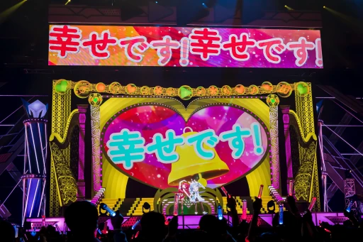 ���������꡼ No.002�Υ���ͥ������ / �ۥ��饤�����Υ饤�֡�hololive 5th fes. Capture the Moment�פ��顤�ۤ��Ϥ˥��ֹ⹻�����ڶʤ���Ϫ���줿��HoneyWorks stage�ɤ��ݡ���