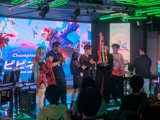 画像ギャラリー No.012のサムネイル画像 / 2億6000万人が遊んでいるMOBA「Honor of Kings」メディア体験会に参加してきた。さまざまな要素を駆使して戦う試合は,まさしくeスポーツ