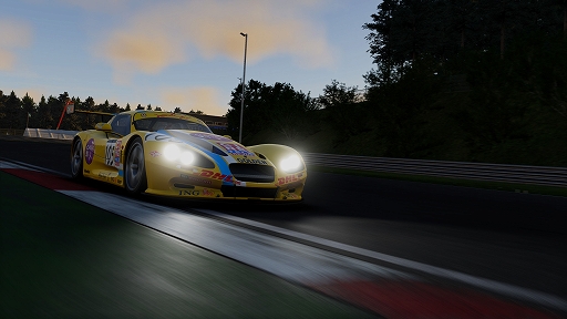 画像ギャラリー No.007のサムネイル画像 / 「Project Motor Racing」,MAZDA 787B/RX-7 GTO,GILLET VERTIGO,Porsche 911 GT1の特徴や走行性能を加藤達彦選手が解説