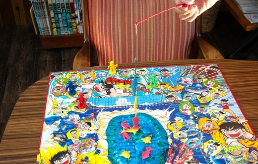 画像ギャラリー No.007のサムネイル画像 / ボードゲームなのにアクションが勝負を分ける!“釣りキチ”でも“日誌”でもない,「釣りバカ大将ゲーム」 昭和・平成レトロボードゲーム大百科 第7回