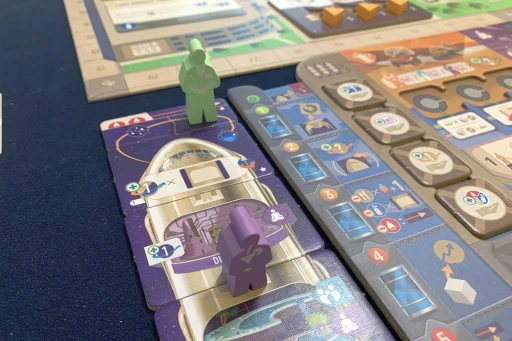 ���������꡼ No.013�Υ���ͥ������ / �Υץ쥤��ݡϽŤ��Τ˷ڤ��� ����α���ι�ԥܥɥ��֥���饯�ƥ��å������롼���פϡ��߷�Ū�ʥᥫ�˥������ܤ�椯�參�ץ���ʤ��ä�