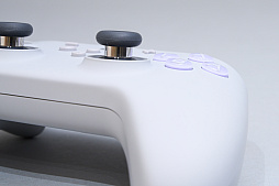 画像ギャラリー No.023のサムネイル画像 / SwitchもPCも遊ぶなら,フル対応のゲームパッドGuliKit「TT PRO Controller」「TT MAX Controller」はどうだろう? カスタム性も高く,お手頃価格だ