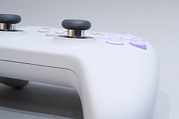 画像ギャラリー No.024のサムネイル画像 / SwitchもPCも遊ぶなら,フル対応のゲームパッドGuliKit「TT PRO Controller」「TT MAX Controller」はどうだろう? カスタム性も高く,お手頃価格だ