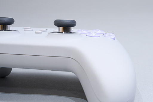 画像ギャラリー No.025のサムネイル画像 / SwitchもPCも遊ぶなら,フル対応のゲームパッドGuliKit「TT PRO Controller」「TT MAX Controller」はどうだろう? カスタム性も高く,お手頃価格だ