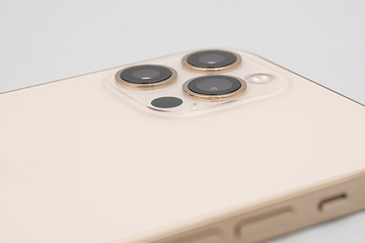 画像ギャラリー No.005のサムネイル画像 / 「iPhone 12 Pro」レビュー。4モデルからどれを選ぶ? 決め手はディスプレイサイズとメインメモリの容量だ