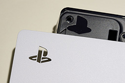 画像ギャラリー No.010のサムネイル画像 / 「PlayStation 5 Pro」分解レポート。最新APUを搭載する高性能モデルの内部構造を明らかにしよう