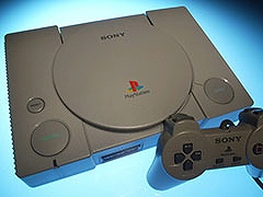 �����ѥ����ൡ��PlayStation�פγ�ȯ����΢�Ȥϡ�10��11�������Ρֿ��ץ���������X��ĩ��Ԥ������פ��ý�