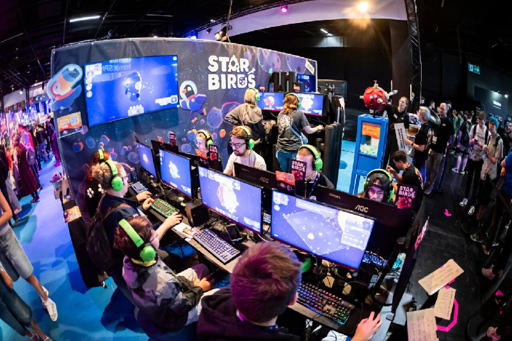 ꡼ No.009Υͥ / Υ󥿥ӥ塼ϲǹȤʤ35ͤԿϿgamescom 2025Υ।٥Ȥ٤뱿άȤ