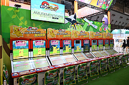 ���������꡼ No.006�Υ���ͥ������ / �֥��ߥ塼������ �������� 2025�ץ�ݡ��ȡ�60��ǯ��ޤ������졼�󥲡������͵�������˹�碌�Ʋ���ʷ�ϵ������Ѥ��