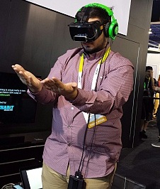 ꡼ No.007Υͥ / CES 2015Ϥ줬ץ󥽡ΥѥRazerΡOSVR Hacker Dev KitפLeap MotionפȤ߹碌ǥ