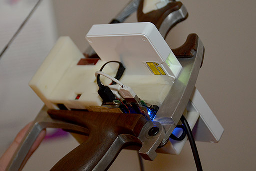 ���������꡼ No.008�Υ���ͥ������ / ��SIGGRAPH ASIA��HMD�ʤ����θ��Ǥ��륢�������꡼��VR��Electric Bow Interface 3D��