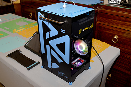 ꡼ No.012Υͥ / PCPC⼫ʬήȤΩƤˡ InWin5ĤΥ˥åȤǹΡѷǤPCModFreeפȯɽ