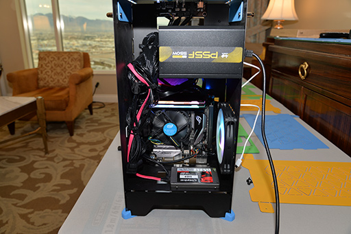 ꡼ No.014Υͥ / PCPC⼫ʬήȤΩƤˡ InWin5ĤΥ˥åȤǹΡѷǤPCModFreeפȯɽ