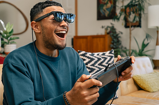 画像ギャラリー No.004のサムネイル画像 / 縦解像度が少し広くなったサングラス型ディスプレイ「VITURE Luma」シリーズが国内発売決定。上位モデルはジェスチャ操作も可能に