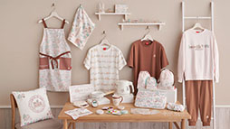 画像ギャラリー No.014のサムネイル画像 / 国内4店舗目となる直営オフィシャルストア「Nintendo FUKUOKA」,アミュプラザ博多にオープン。同店限定のアイテムを含む新商品情報も公開に