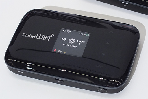 画像ギャラリー No.006のサムネイル画像 / 「5インチフルHD+フルセグがハイエンドの証」。ソフトバンクモバイルが2013年夏モデルスマートフォンを発表