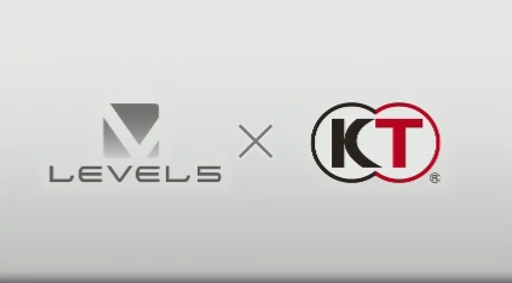 ���������꡼ No.002�Υ���ͥ������ / ��٥�ե����֤ο�����ȥ���Ų�����֡פ�ȯɽ���ץ��ǥ塼�����ݤ���Τϥ��������ƥ��⥲���ॹ�Υ��֥���������