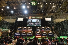 画像ギャラリー No.002のサムネイル画像 / 「闘会議2016」の会場来場者数が4万7588人,ネット来場者数が687万8290人に。「闘会議2017」も2017年2月に開催すると発表