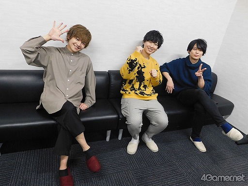 画像ギャラリー No.002のサムネイル画像 / 「ENLIGHTRIBE お披露目 生配信」レポート&キャストインタビュー。3バンドが活躍する本格ロック×キャラクタープロジェクト