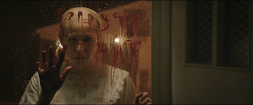 画像ギャラリー No.002のサムネイル画像 / 「バイオハザード:ウェルカム・トゥ・ラクーンシティ」の最新映像が公開に。“かゆい うま”が映画にも登場