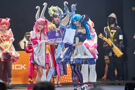 画像ギャラリー No.005のサムネイル画像 / 「DreamHack Japan 2023」,DAY1のコスプレコンテストレポート。LoLやR6Sなどのコスプレで会場を彩る
