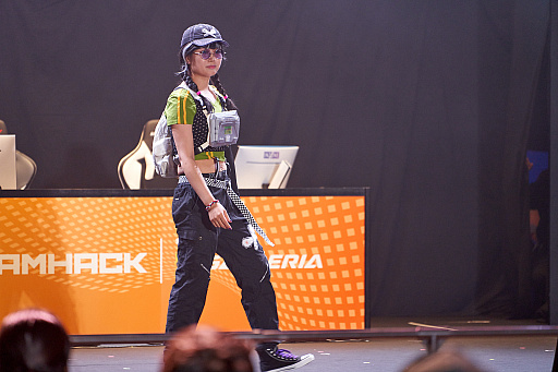 画像ギャラリー No.009のサムネイル画像 / 「DreamHack Japan 2023」,DAY1のコスプレコンテストレポート。LoLやR6Sなどのコスプレで会場を彩る