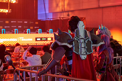 画像ギャラリー No.018のサムネイル画像 / 「DreamHack Japan 2023」,DAY1のコスプレコンテストレポート。LoLやR6Sなどのコスプレで会場を彩る