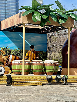 画像ギャラリー No.003のサムネイル画像 / HIKAKINさん,山之内すずさんがUSJ「スーパー・ニンテンドー・ワールド」の新アトラクションに挑戦。「PLAY WILD! チャレンジ」本日開幕