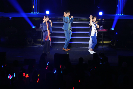 ꡼ No.010Υͥ / JR30ؤαذ륢ɥץȡSTATION IDOL LATCH!סͥ㥹Ȥˤ饤֥٥Ȥθ̿