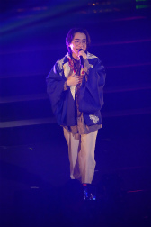 ꡼ No.021Υͥ / JR30ؤαذ륢ɥץȡSTATION IDOL LATCH!סͥ㥹Ȥˤ饤֥٥Ȥθ̿