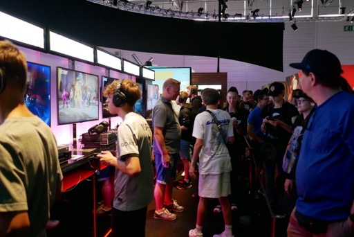 ꡼ No.005Υͥ / Υ󥿥ӥ塼gamescomαļԤ롤Υ।٥Ȥβ̤gamescom