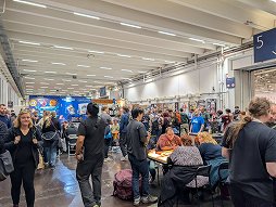 画像ギャラリー No.006のサムネイル画像 / 大幅にボリュームアップしたSPIEL'25。ドイツゲーム賞銅賞は林 尚志氏「ボムバスターズ」が受賞