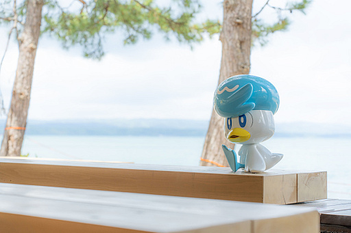 画像ギャラリー No.008のサムネイル画像 / ポケモンたちと足湯でゆったり。石川県・和倉温泉で「わくらポケモン足湯」がオープン。七尾湾を一望できる無料の足湯